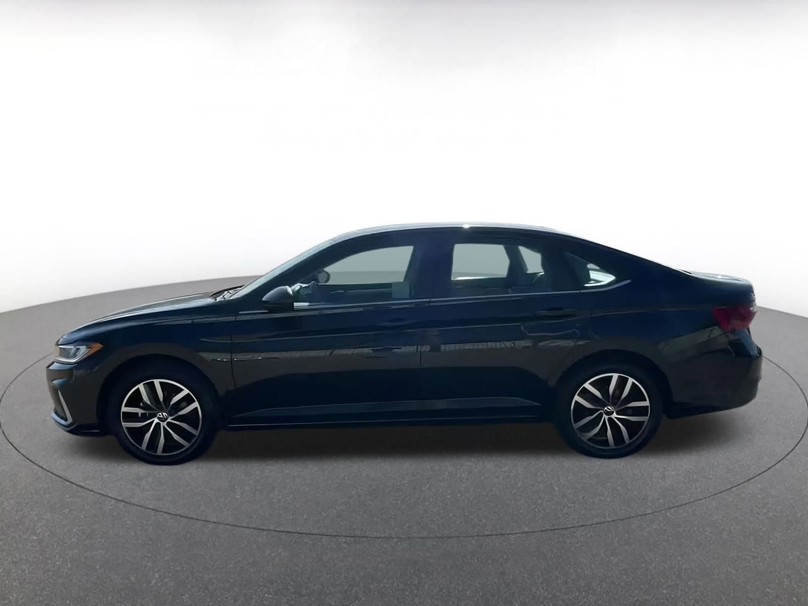 Thumbnail: 2025 Volkswagen Jetta - 8