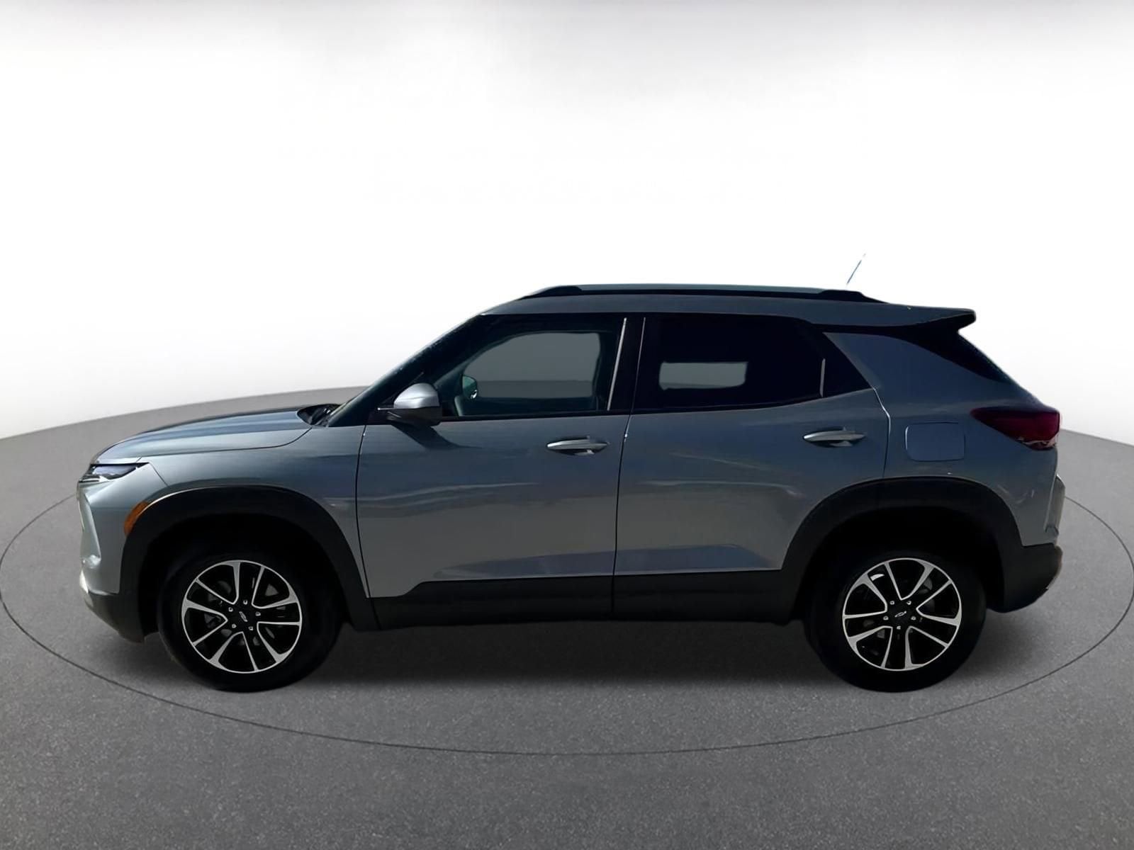 Thumbnail: 2025 Chevrolet TrailBlazer - 9