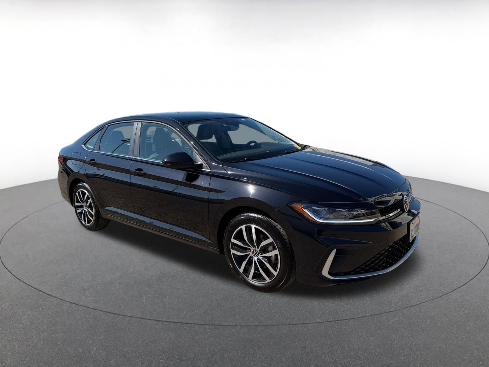 Thumbnail: 2025 Volkswagen Jetta - 1