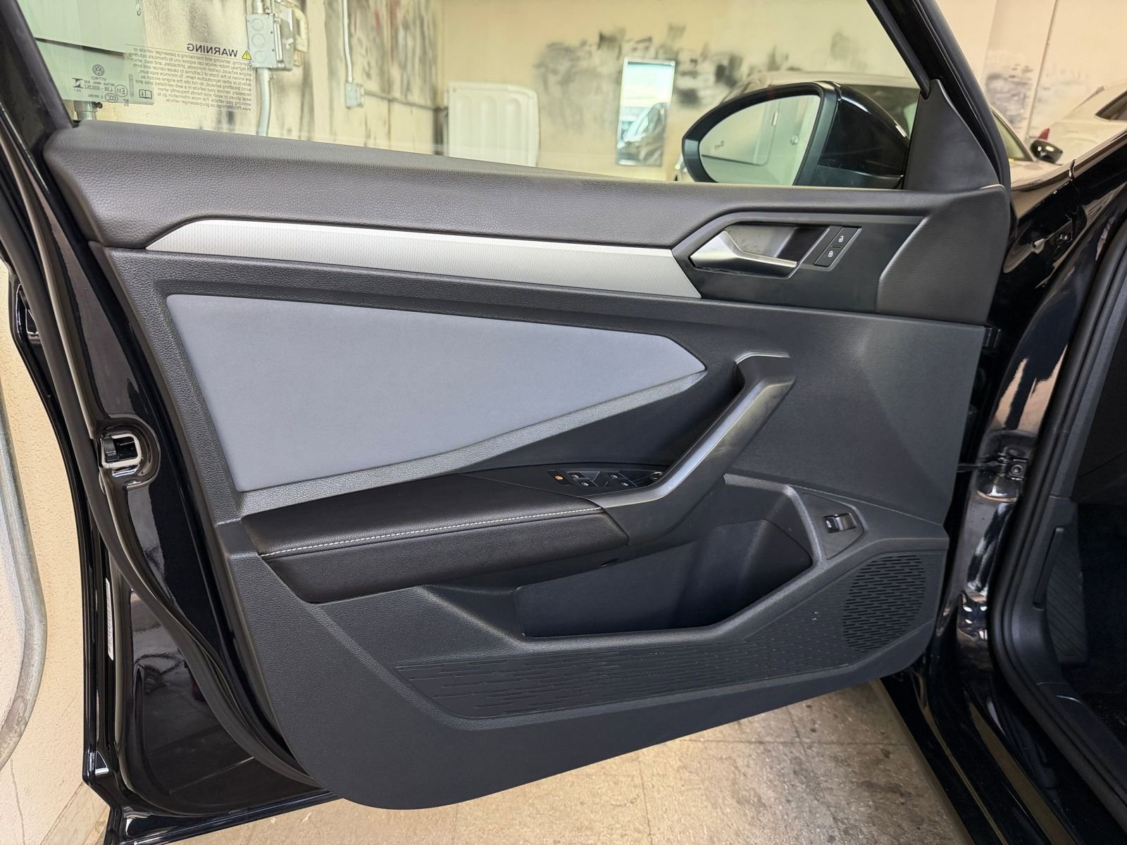 Thumbnail: 2025 Volkswagen Jetta - 20