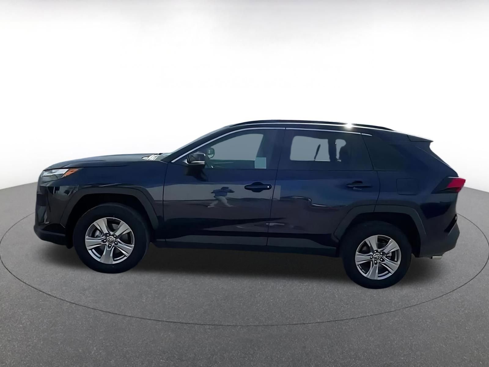 Thumbnail: 2025 Toyota RAV4 - 9