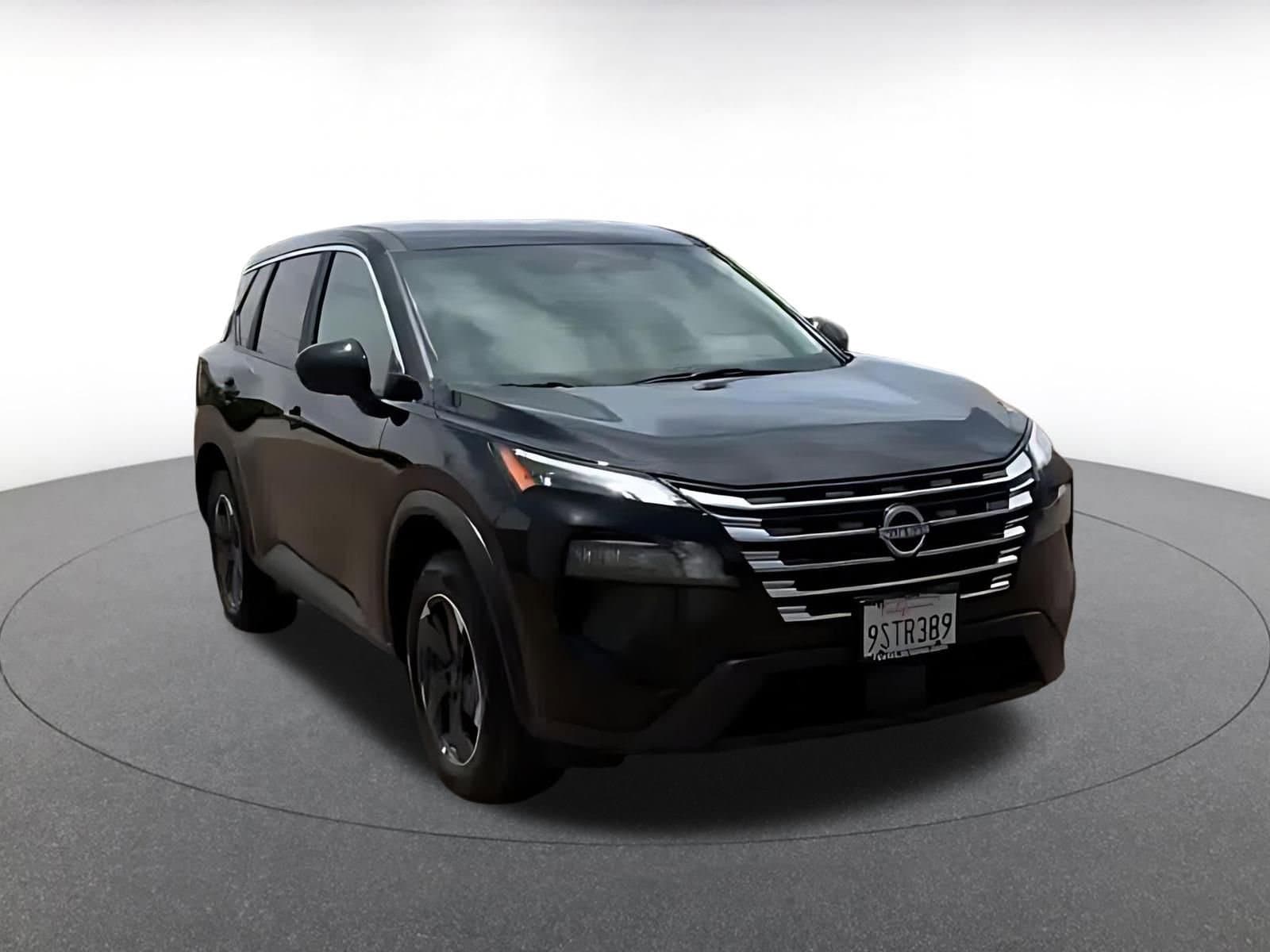 Thumbnail: 2025 Nissan Rogue - 3