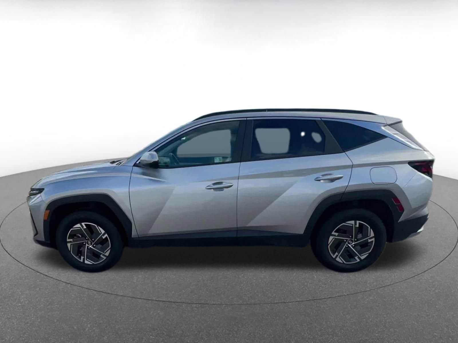 Thumbnail: 2025 Hyundai Tucson - 9