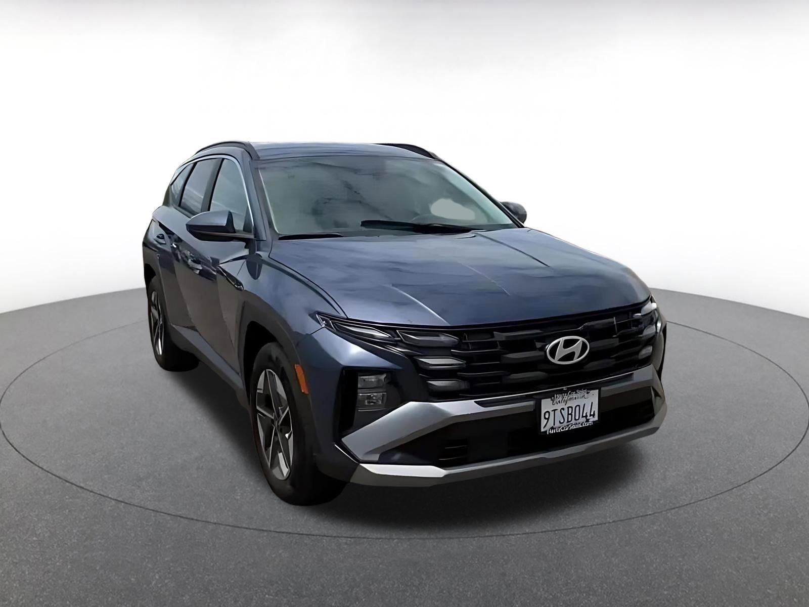 Thumbnail: 2025 Hyundai Tucson - 3