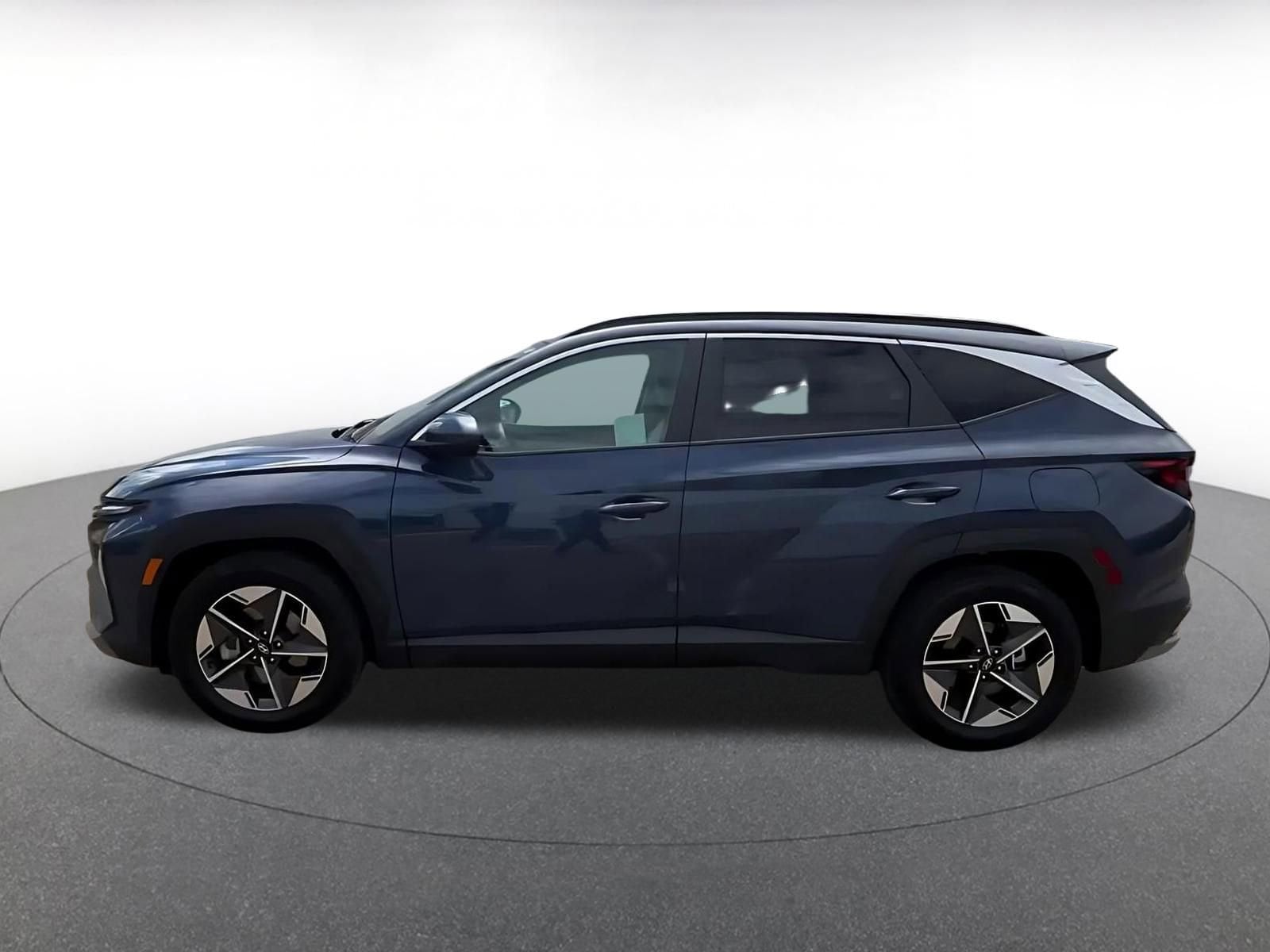 Thumbnail: 2025 Hyundai Tucson - 9