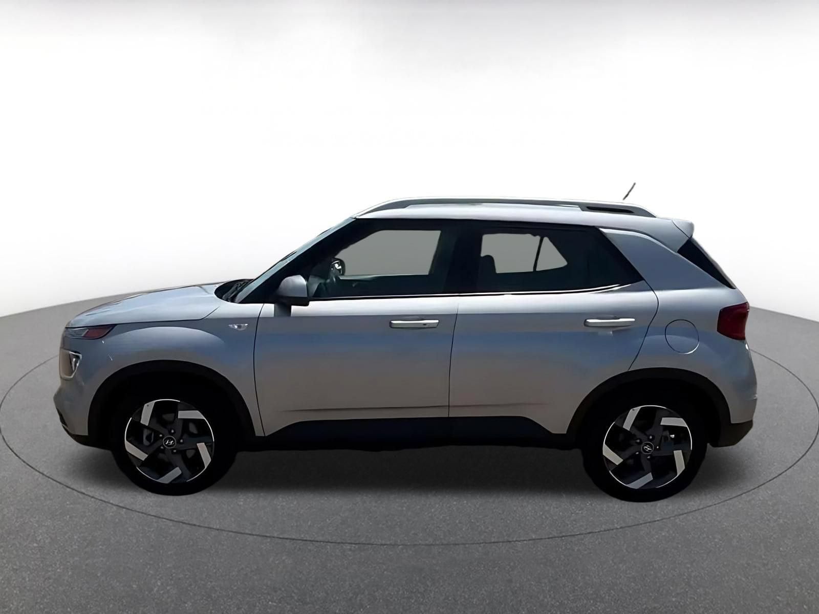 Thumbnail: 2025 Hyundai Venue - 8