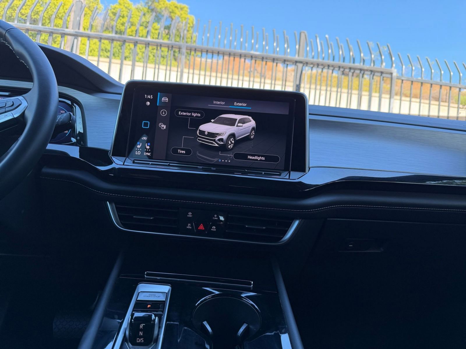 Thumbnail: 2025 Volkswagen Atlas - 18