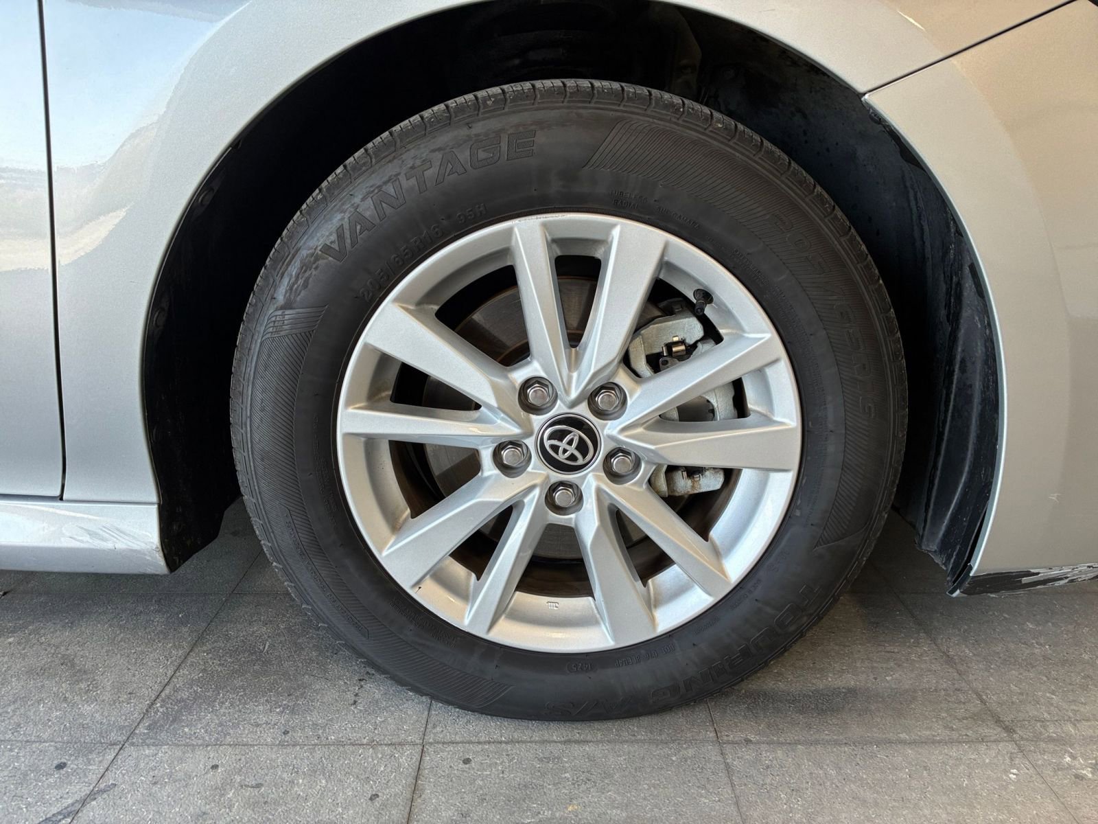 Thumbnail: 2025 Toyota Camry - 29