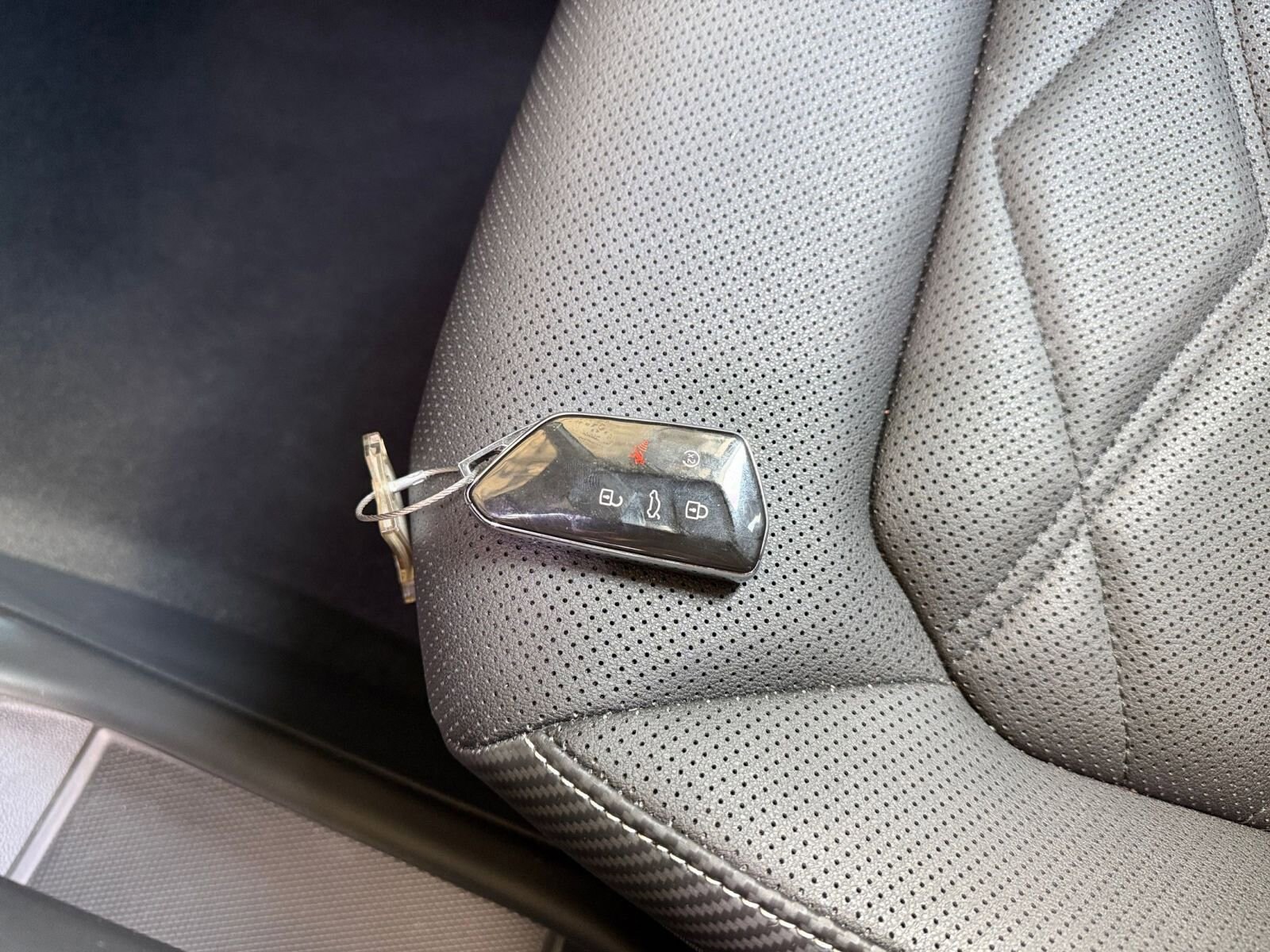 Thumbnail: 2025 Volkswagen Atlas - 22