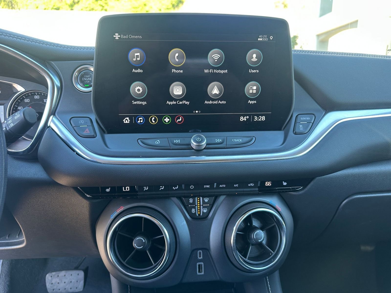 Thumbnail: 2025 Chevrolet Blazer - 21