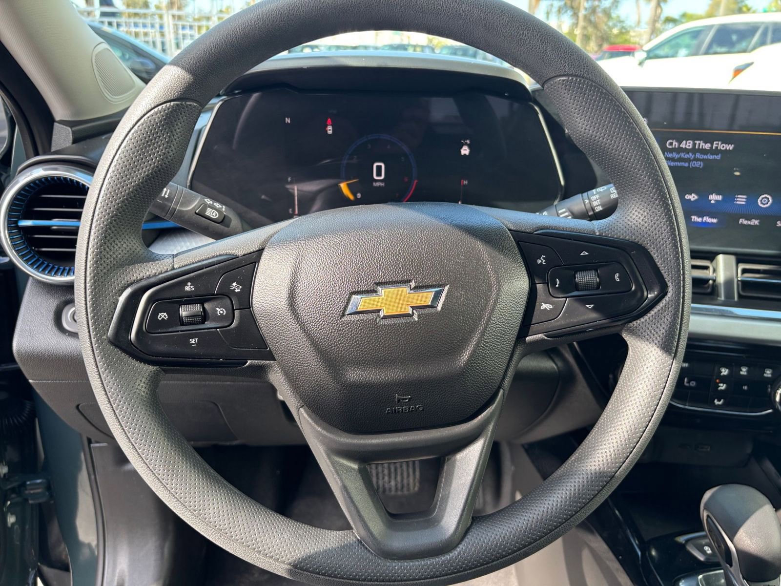 Thumbnail: 2025 Chevrolet Trax - 27