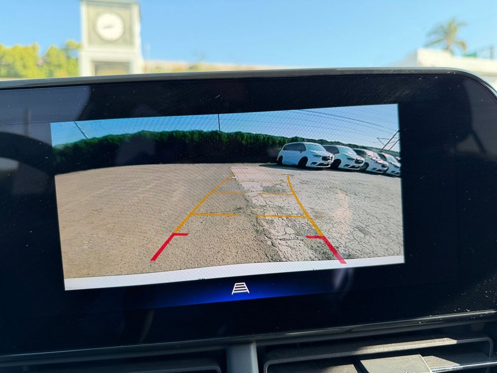 Thumbnail: 2025 Chevrolet Trax - 17