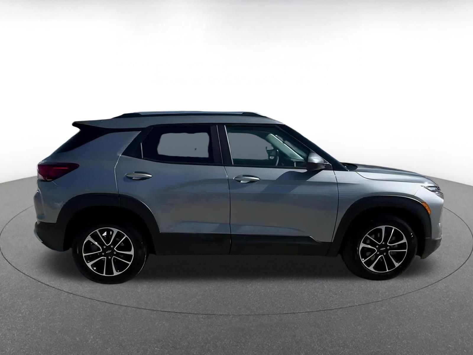 Thumbnail: 2025 Chevrolet TrailBlazer - 16