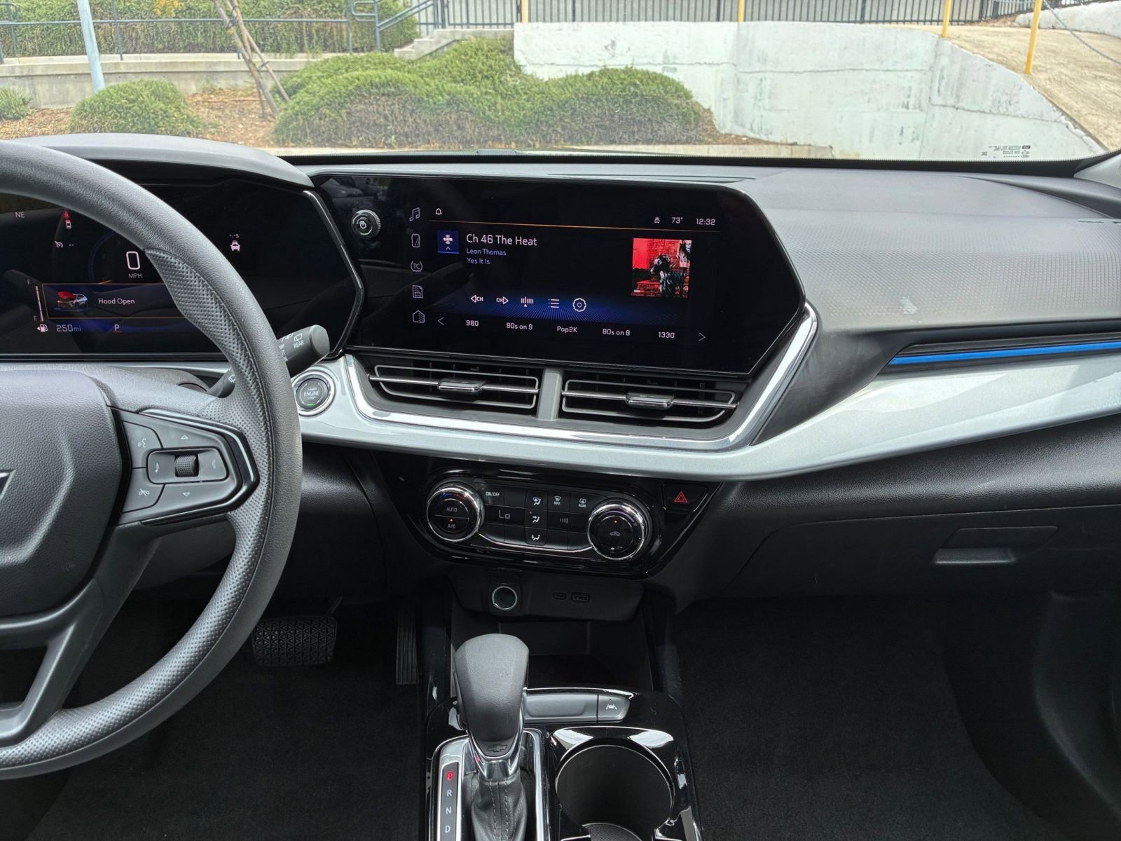 Thumbnail: 2025 Chevrolet Trax - 17