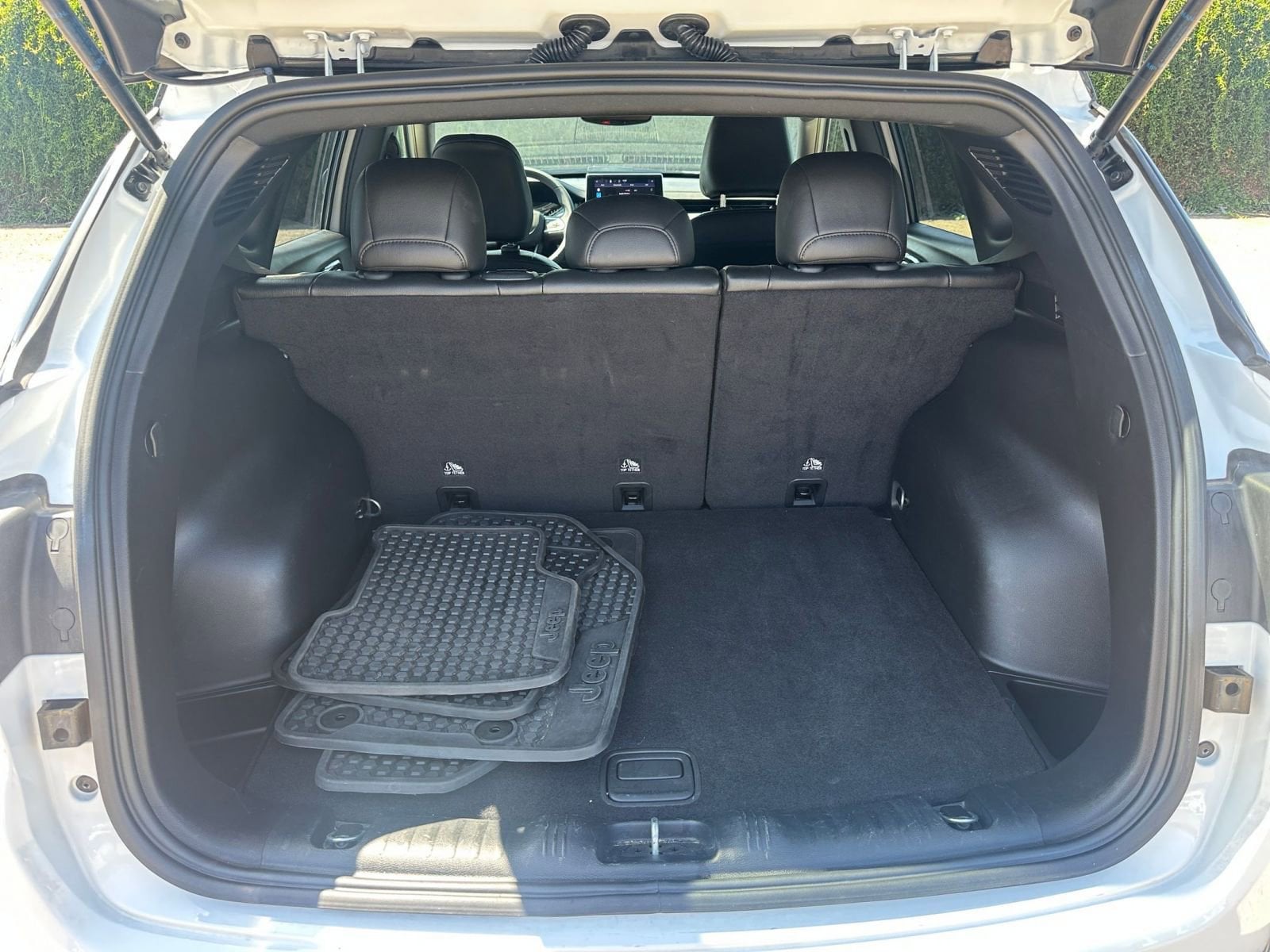 Thumbnail: 2025 Jeep Compass - 30