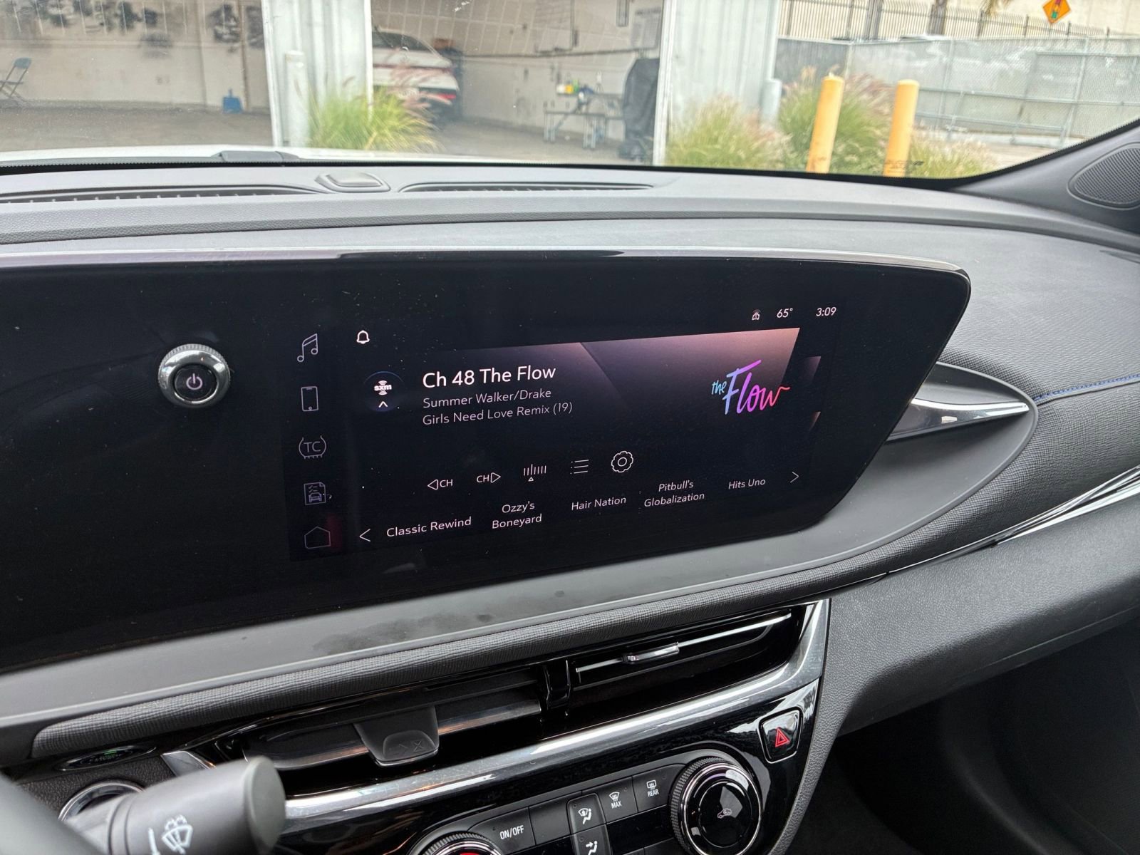 Thumbnail: 2025 Buick Envista - 20