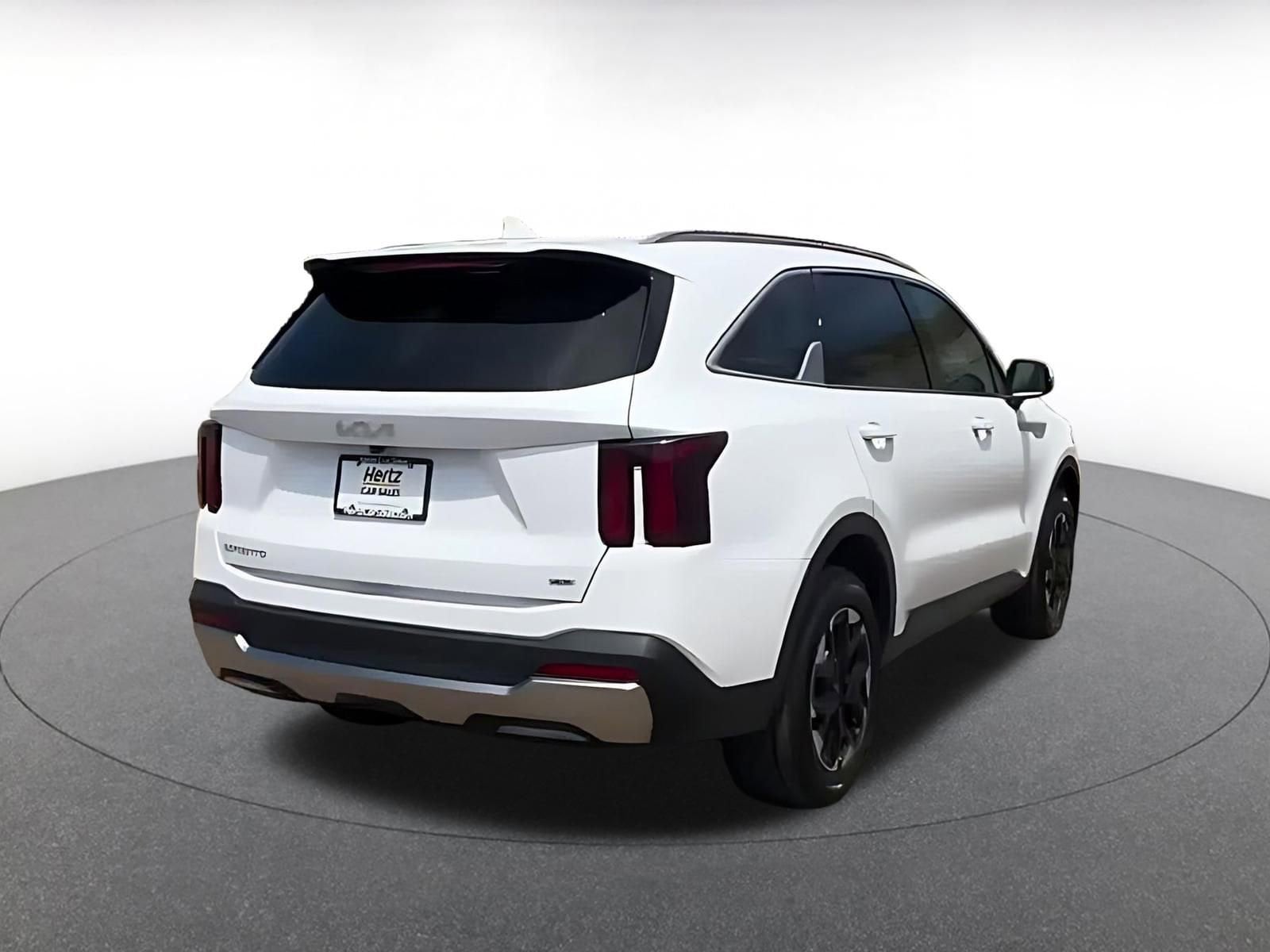 Thumbnail: 2024 Kia Sorento - 14