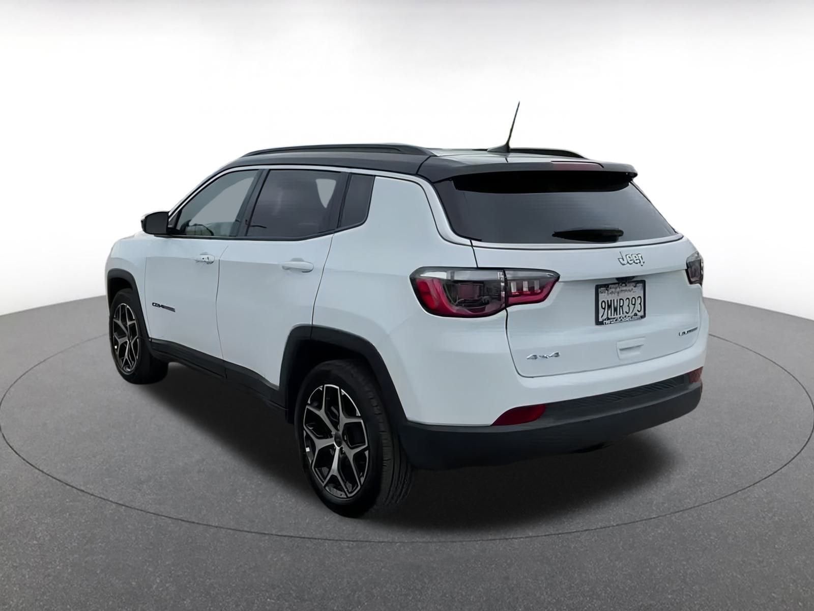 Thumbnail: 2025 Jeep Compass - 11