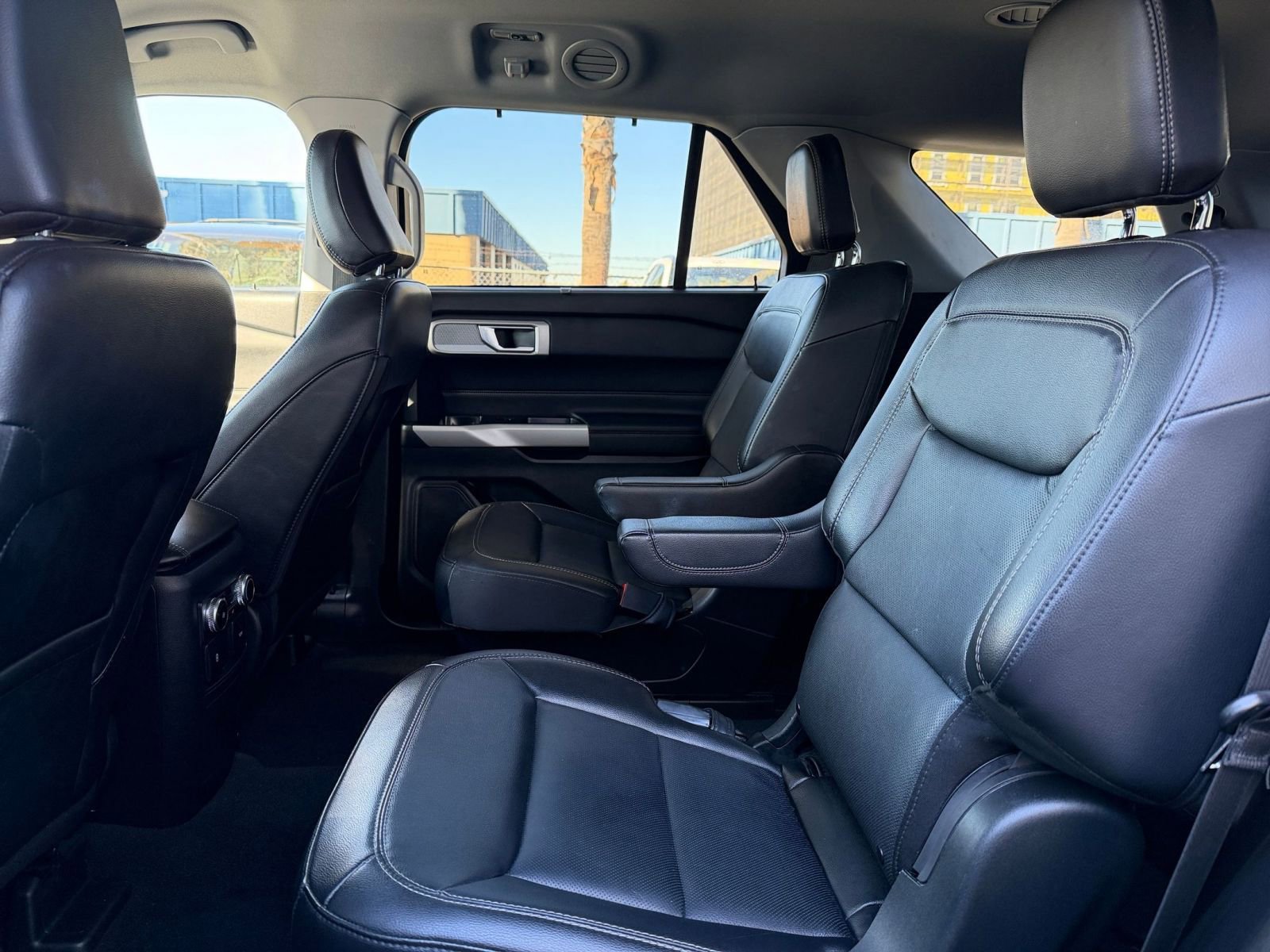 Thumbnail: 2024 Ford Explorer - 25