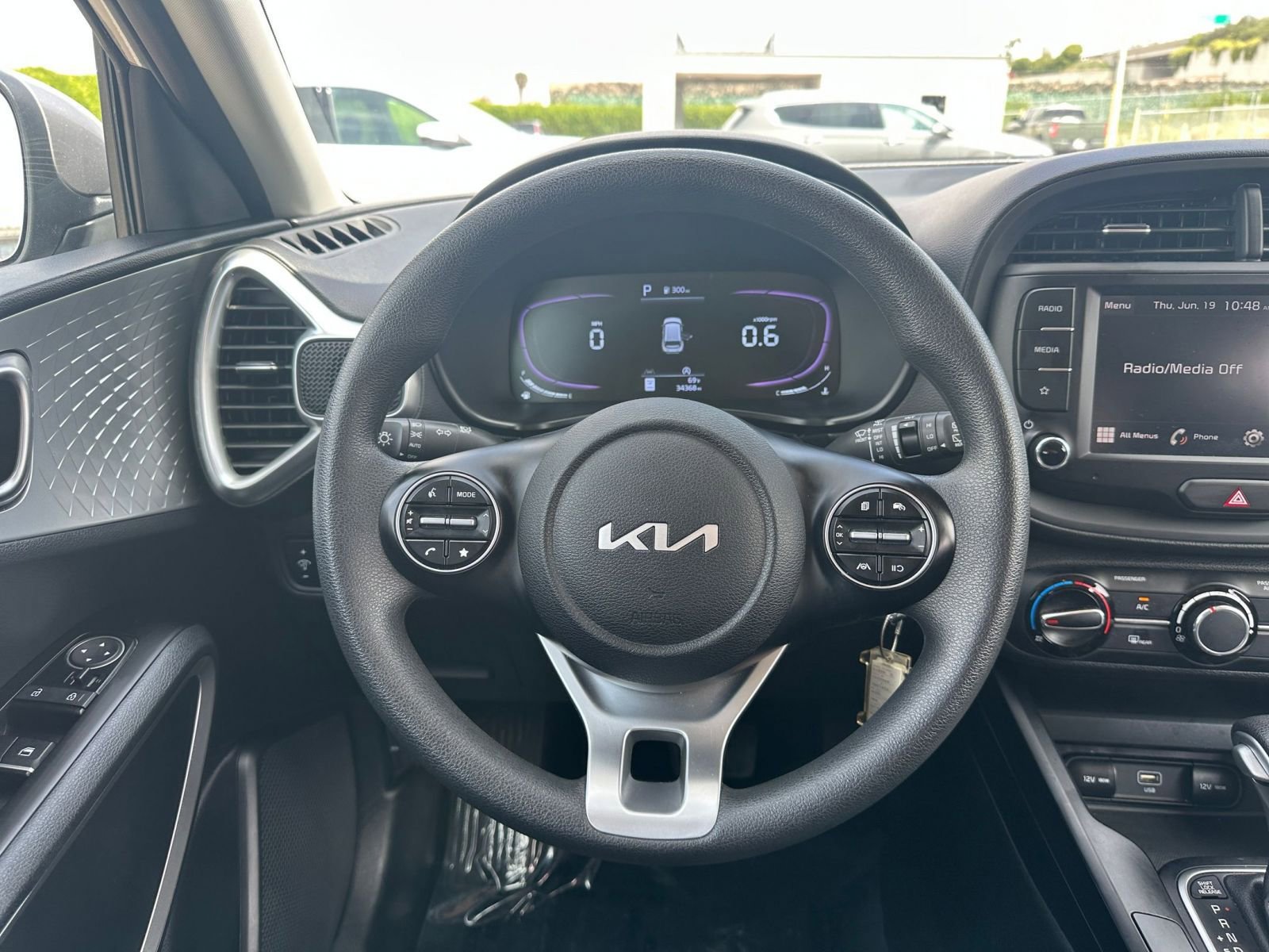Thumbnail: 2023 Kia Soul - 26