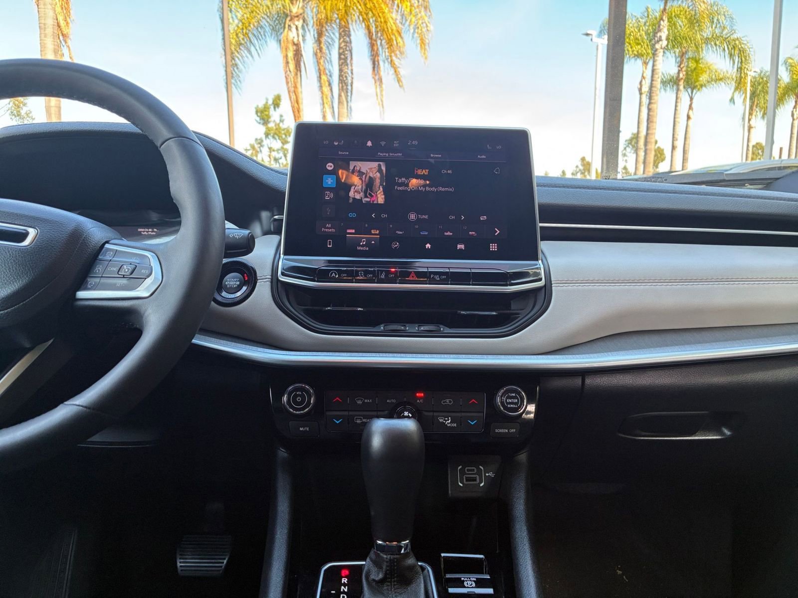 Thumbnail: 2025 Jeep Compass - 17