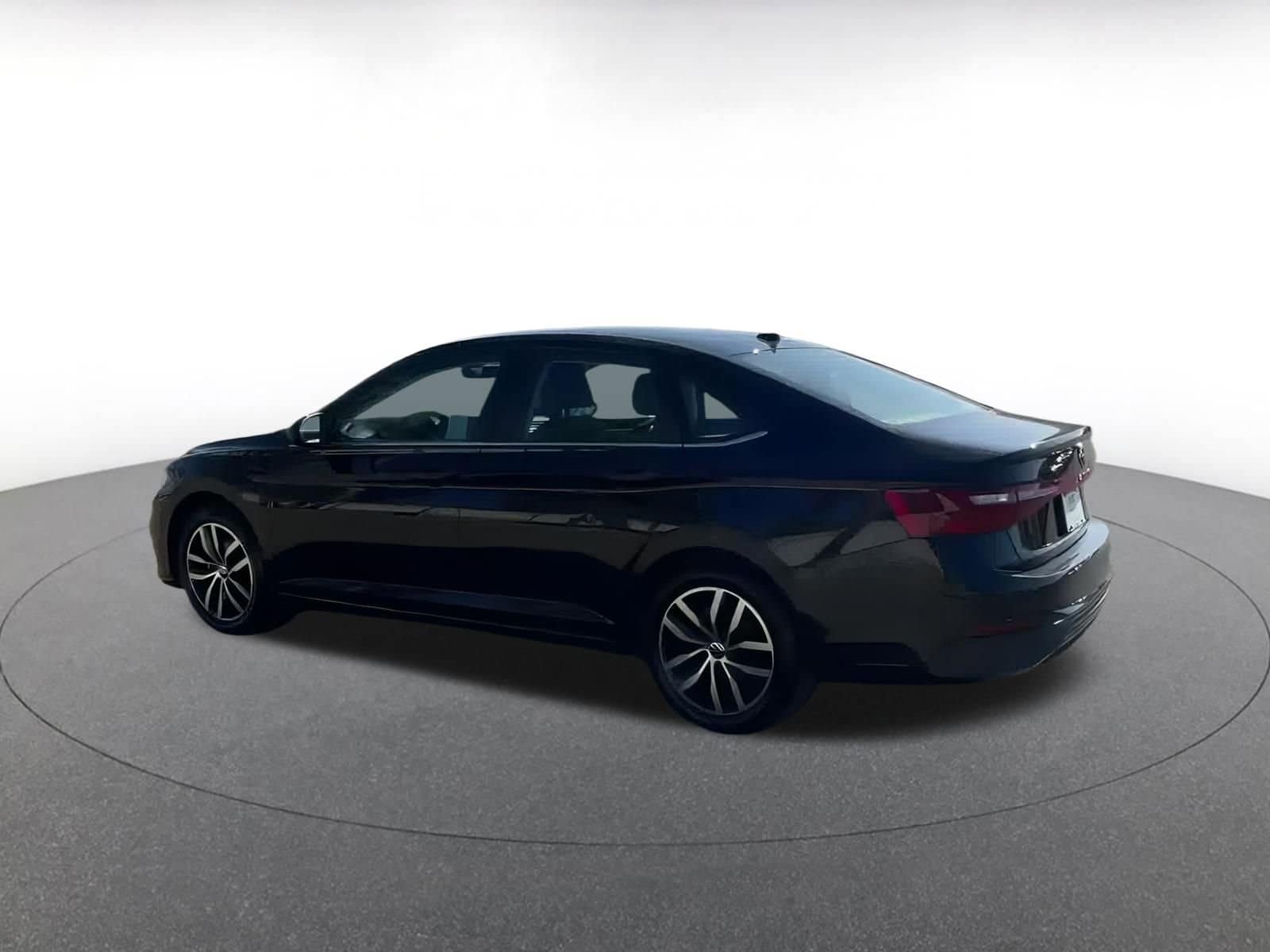 Thumbnail: 2025 Volkswagen Jetta - 9