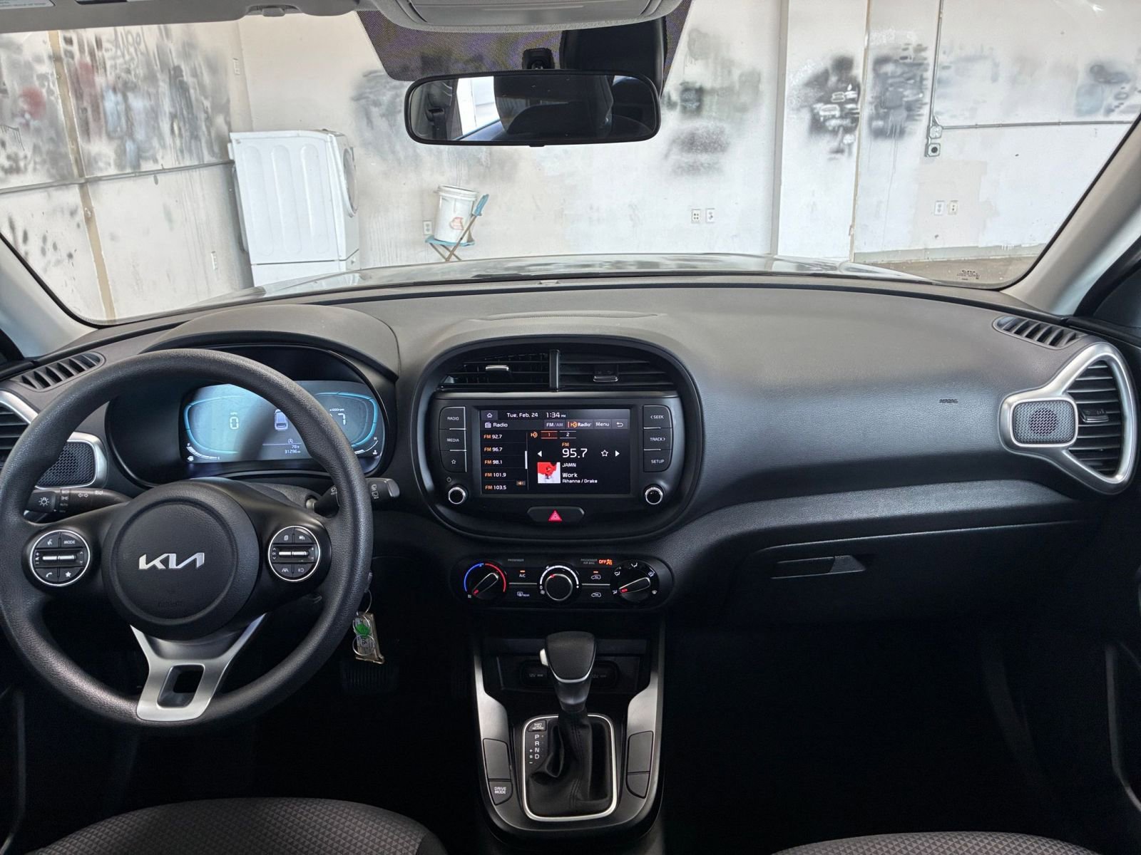 Thumbnail: 2025 Kia Soul - 31