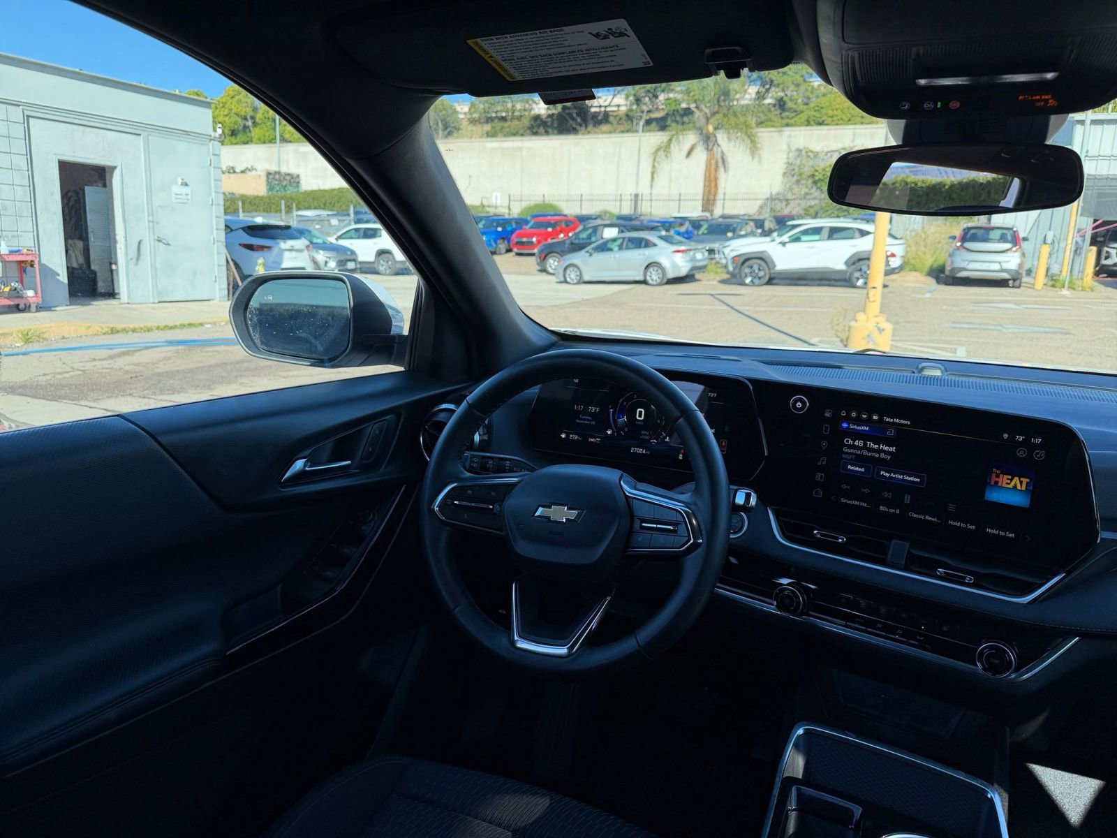 Thumbnail: 2025 Chevrolet Equinox - 33