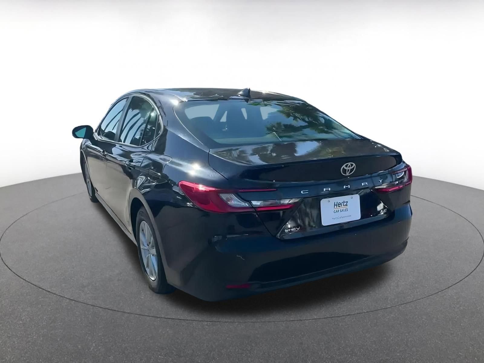 Thumbnail: 2025 Toyota Camry - 11