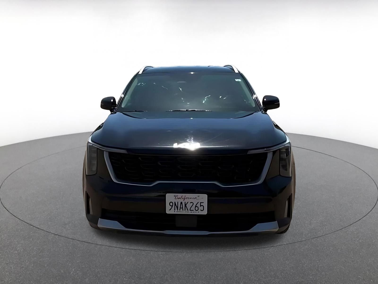 Thumbnail: 2024 Kia Sorento - 4