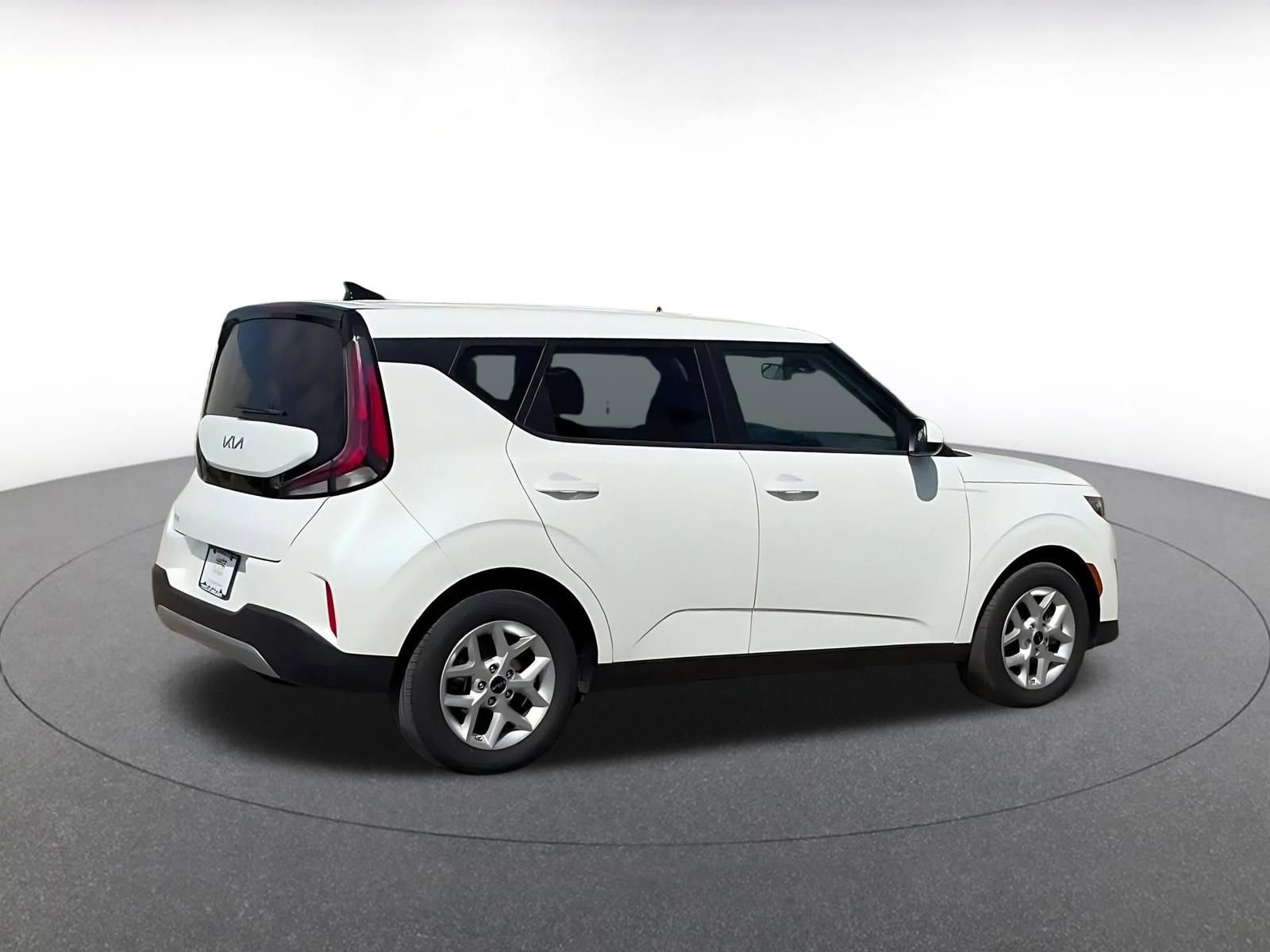 Thumbnail: 2025 Kia Soul - 14