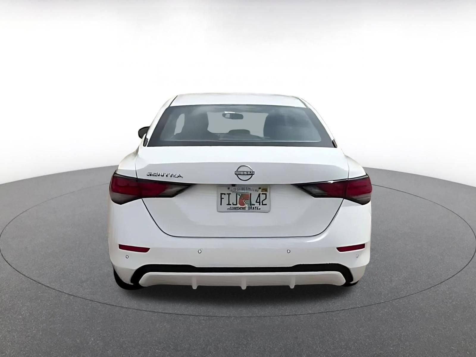 Thumbnail: 2024 Nissan Sentra - 10