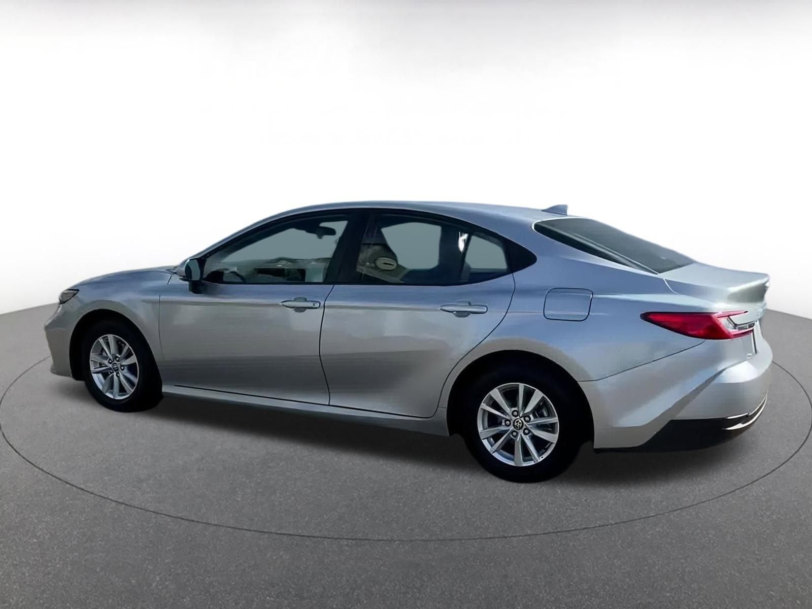 Thumbnail: 2025 Toyota Camry - 14