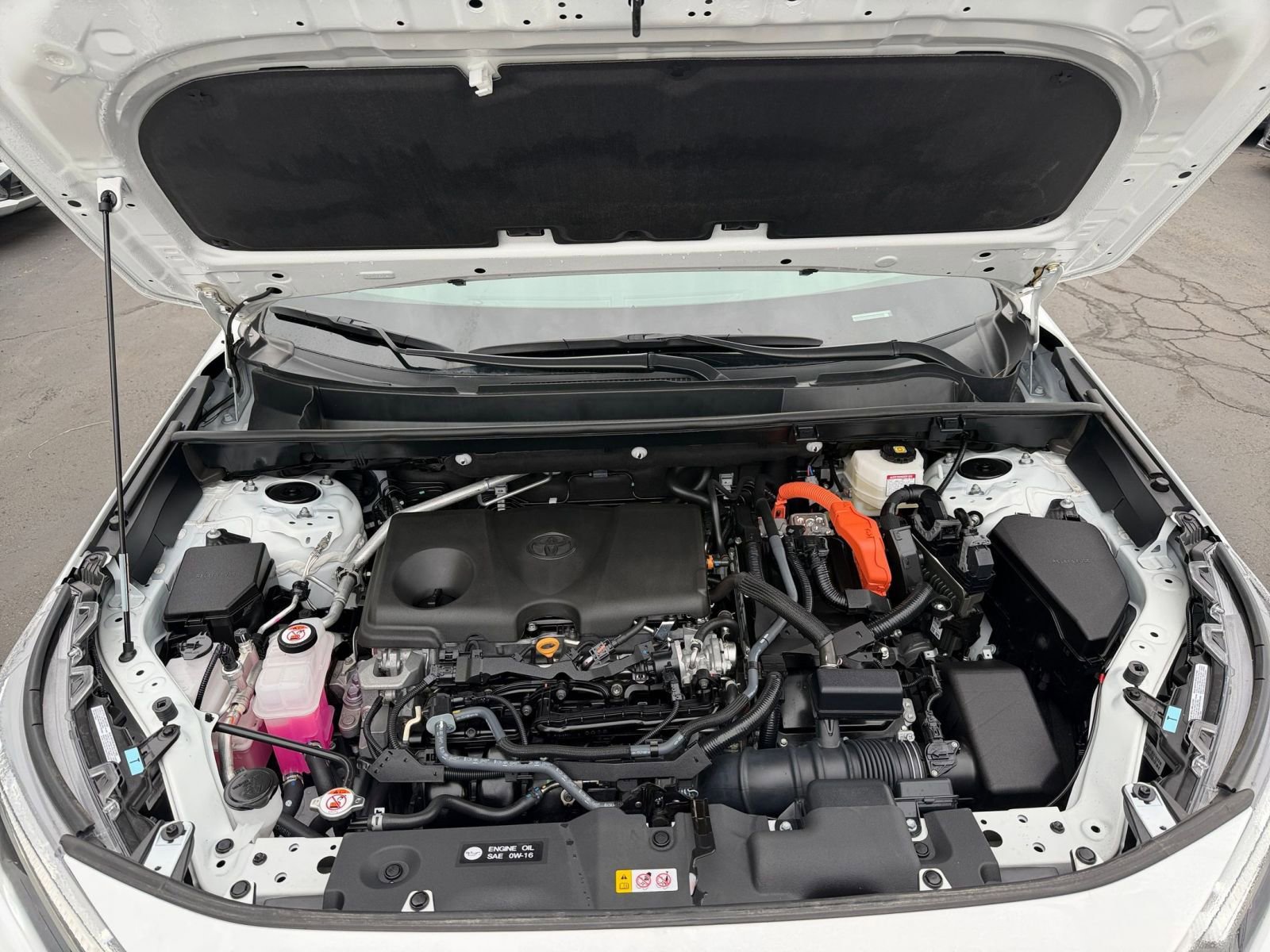 Thumbnail: 2025 Toyota RAV4 - 31