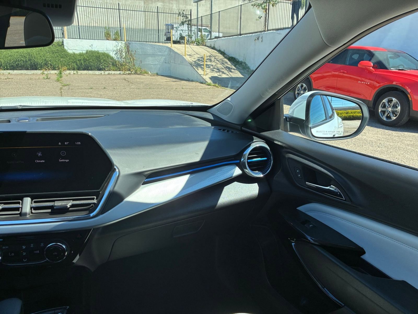 Thumbnail: 2025 Chevrolet Trax - 34