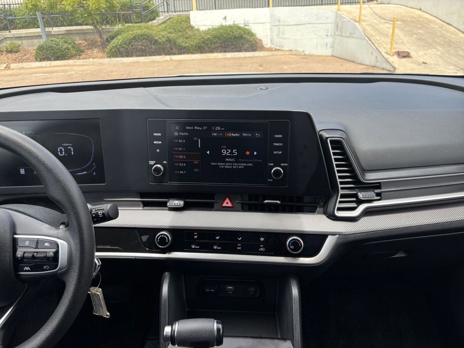 Thumbnail: 2025 Kia Sportage - 17