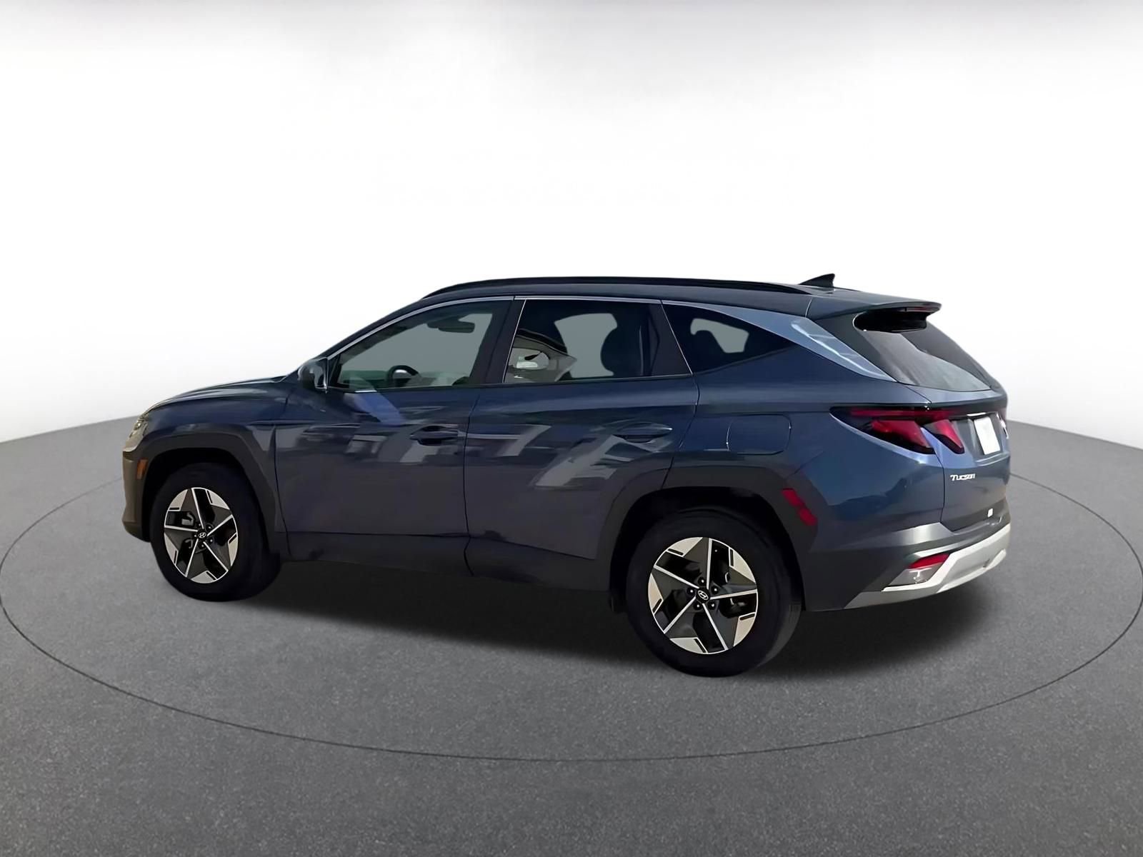 Thumbnail: 2025 Hyundai Tucson - 10