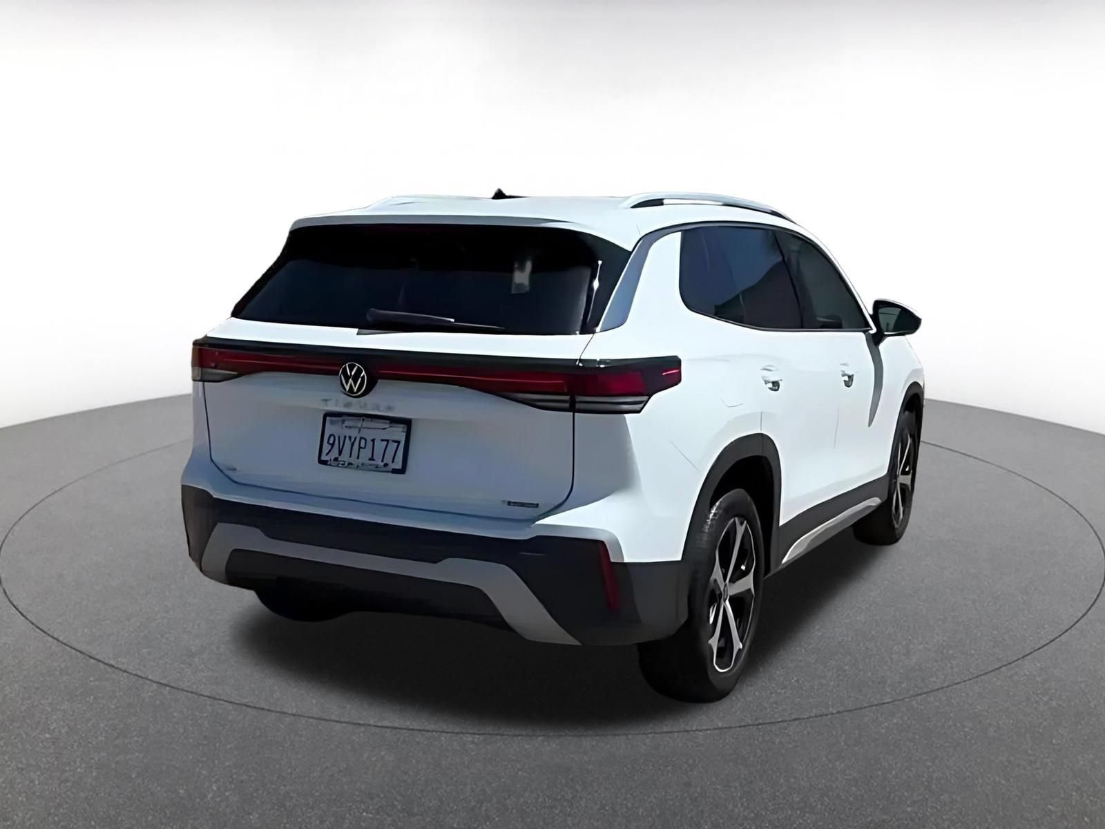 Thumbnail: 2026 Volkswagen Tiguan - 15