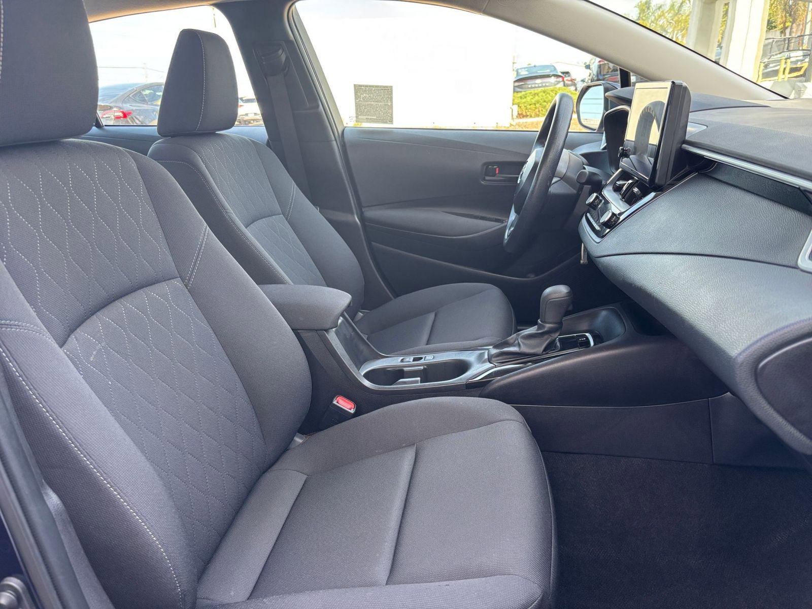 Thumbnail: 2025 Toyota Corolla - 34