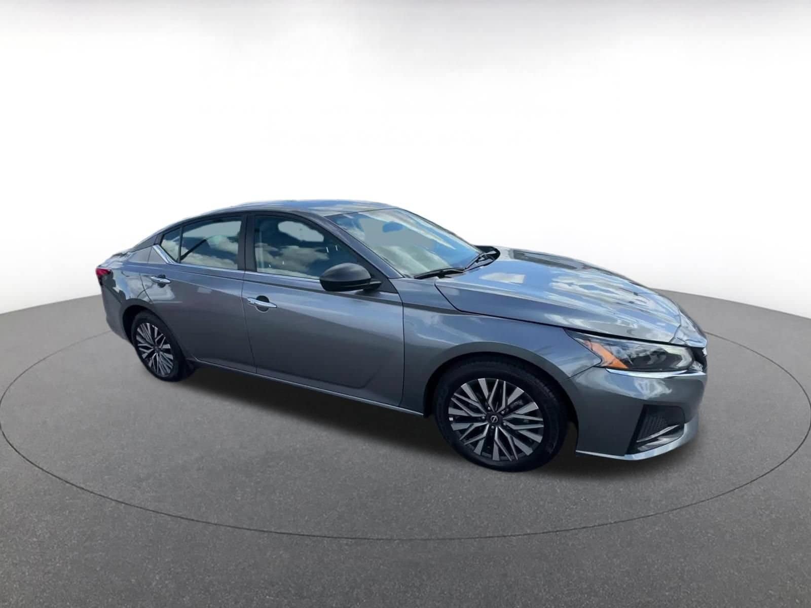 Thumbnail: 2025 Nissan Altima - 2