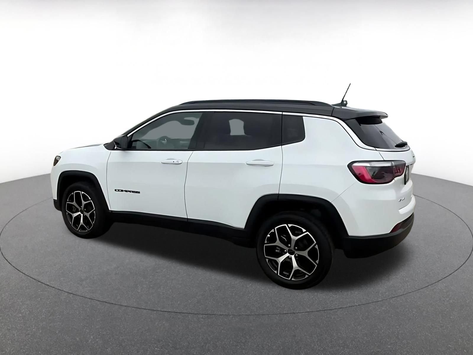 Thumbnail: 2025 Jeep Compass - 8