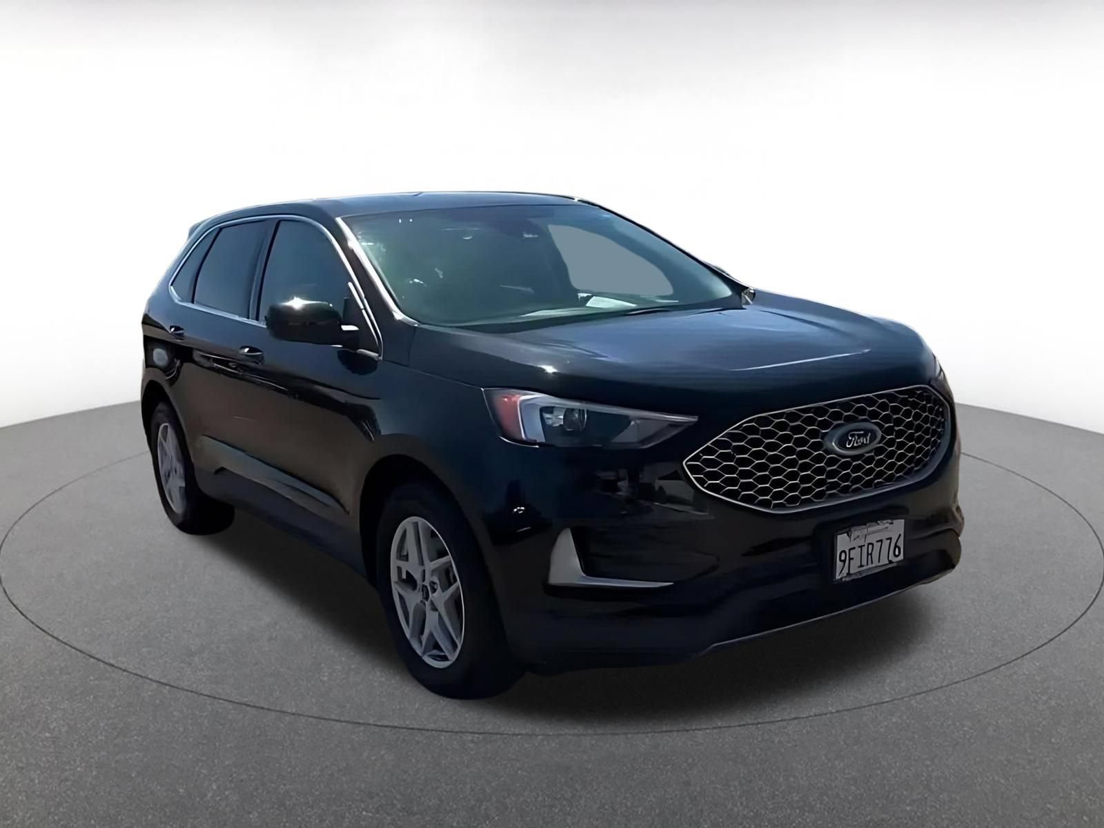 Thumbnail: 2023 Ford Edge - 3