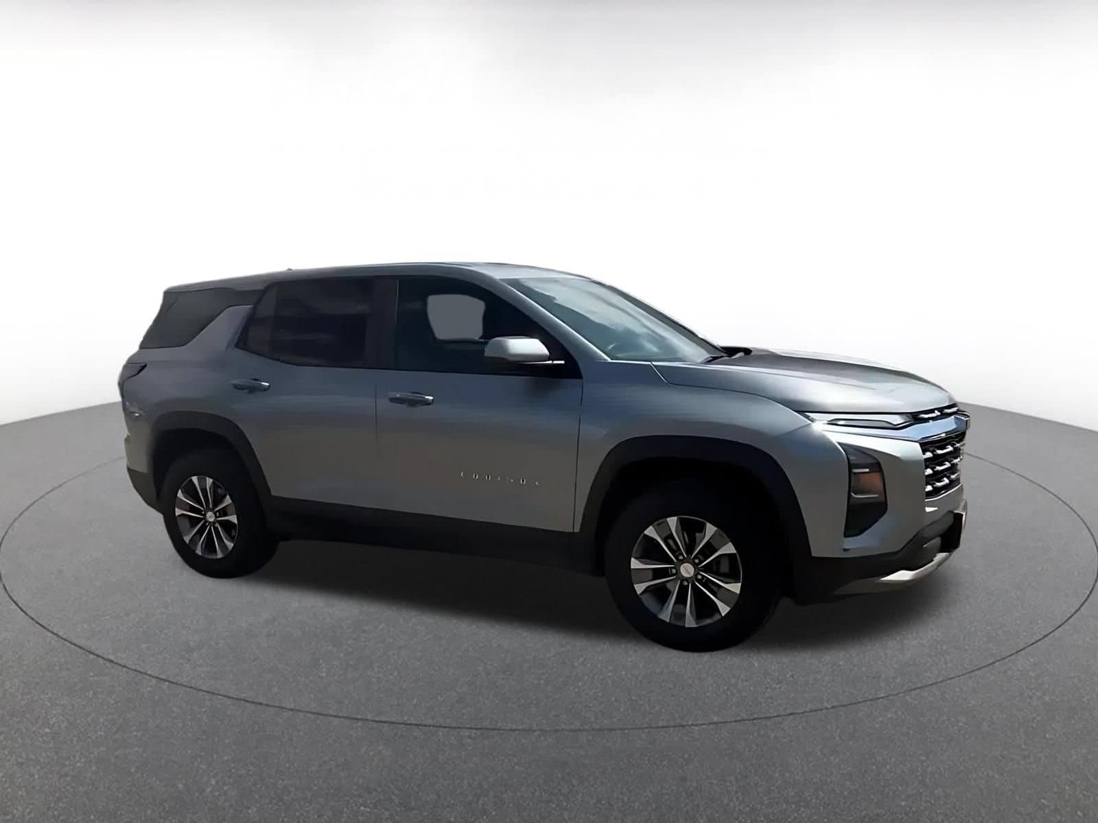 Thumbnail: 2025 Chevrolet Equinox - 2