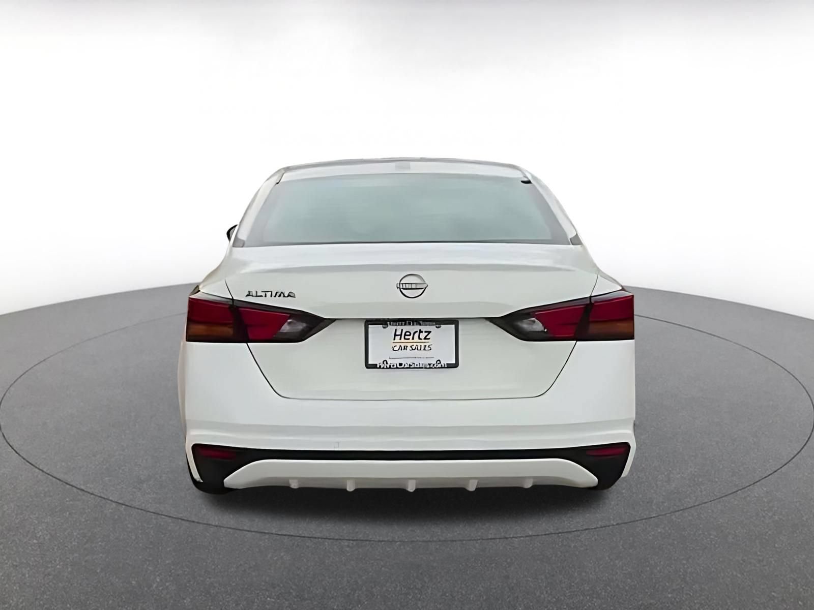 Thumbnail: 2025 Nissan Altima - 10