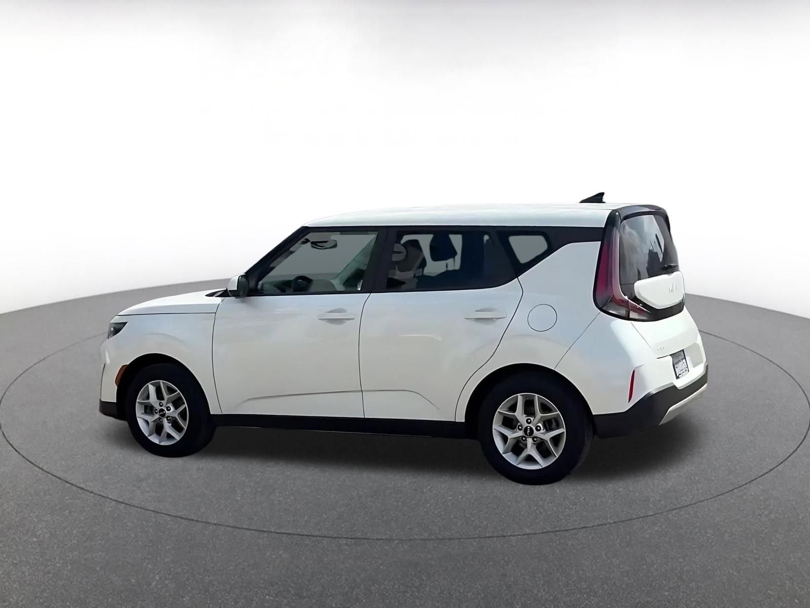 Thumbnail: 2025 Kia Soul - 10