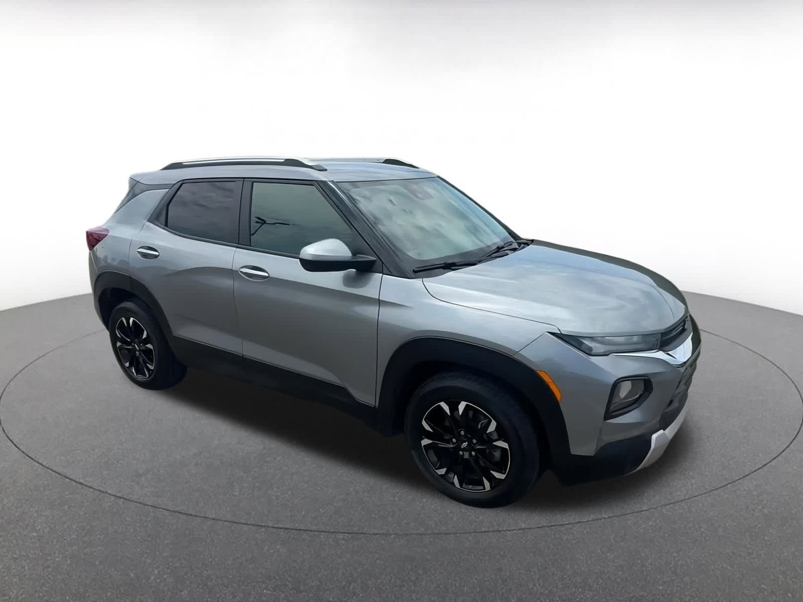 Thumbnail: 2023 Chevrolet TrailBlazer - 2