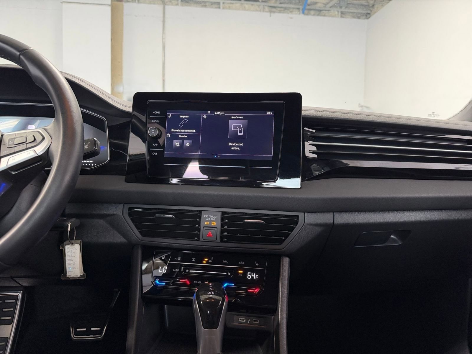 Thumbnail: 2025 Volkswagen Jetta - 18