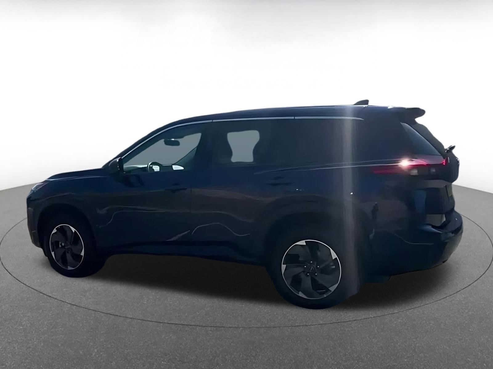 Thumbnail: 2025 Nissan Rogue - 9