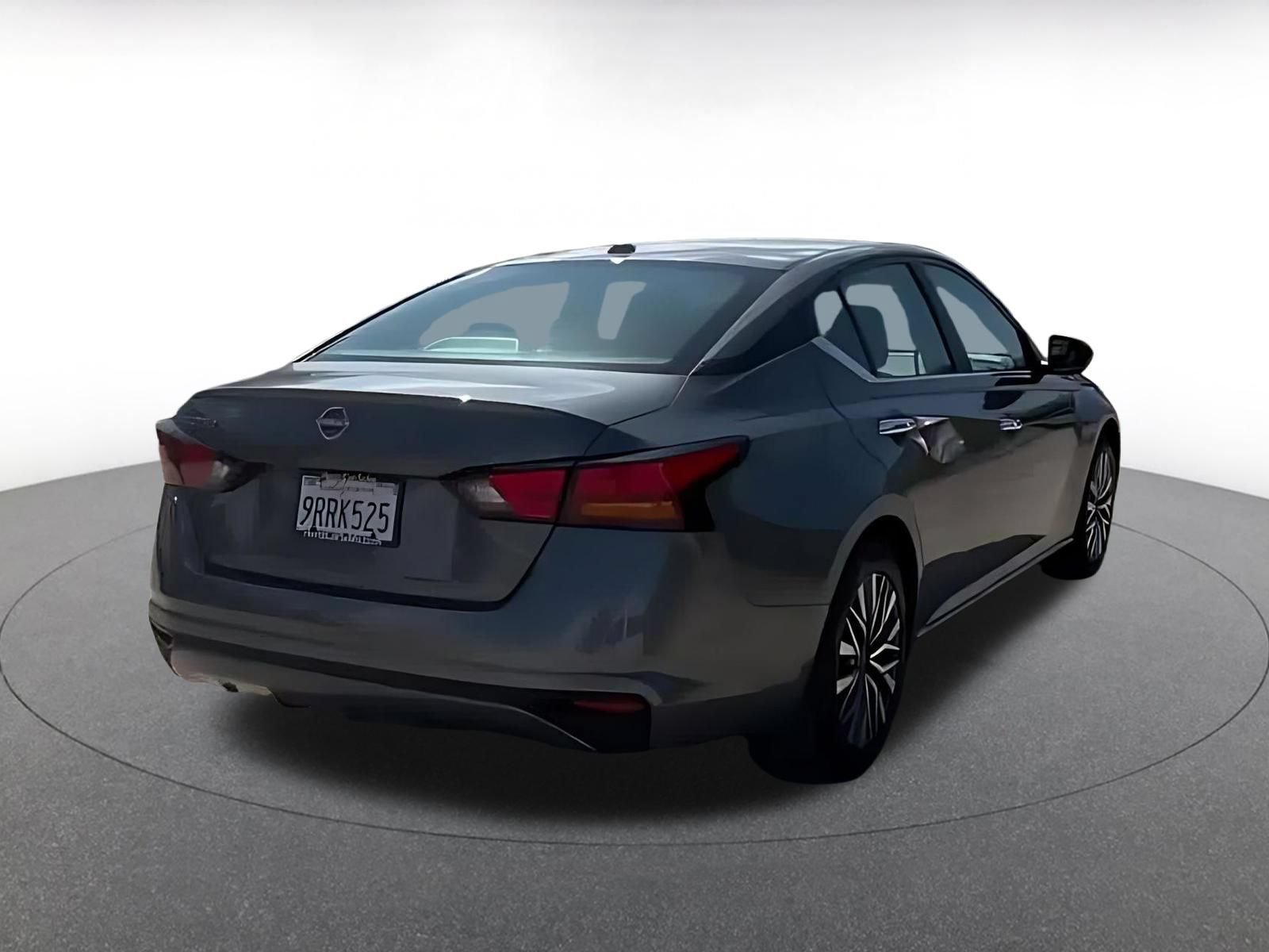 Thumbnail: 2025 Nissan Altima - 14