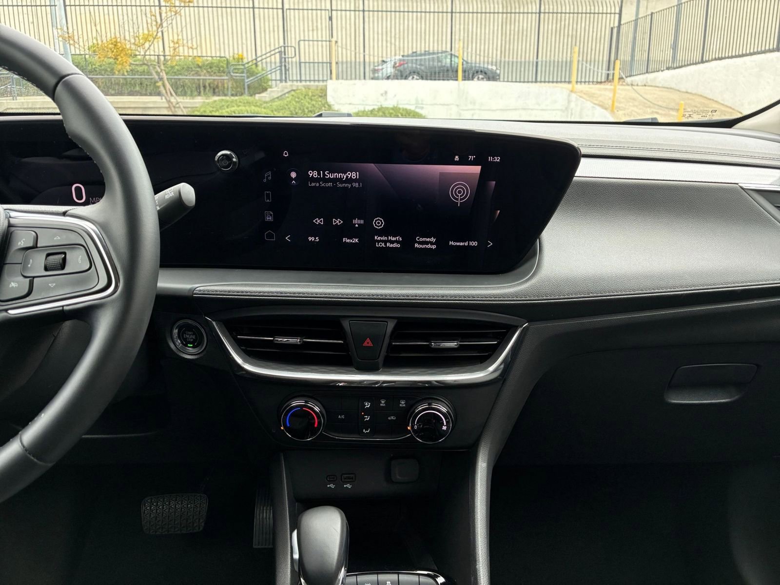 Thumbnail: 2025 Buick Encore GX - 17